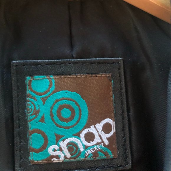 Women's 100% Leather Jacket - Picture 3 of 4